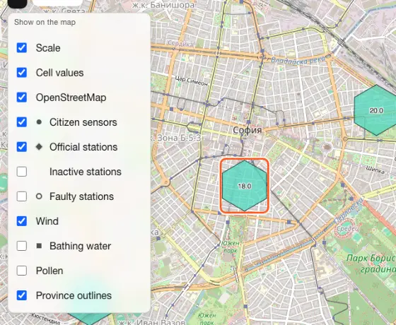 The map with official stations switched on and the metric menu showing the extra pollutants.